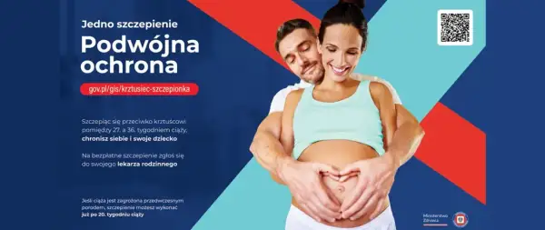 Szczęśliwi przyszli rodzice tworzą serce na brzuchu mamy. Kampania informuje o szczepieniu przeciwko krztuścowi w ciąży.